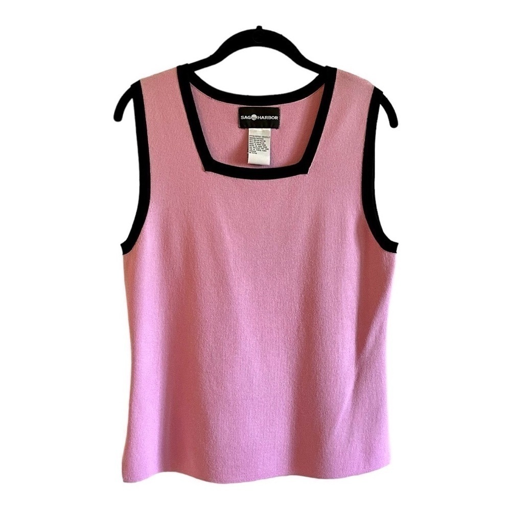 SAG HARBOR,TANK TOP. LAVENDER TRIMMED WITH BLACK AROUND A SQUARE NECKLINE.SIZE M